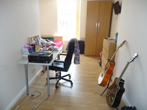 Photo7- click for photo gallery